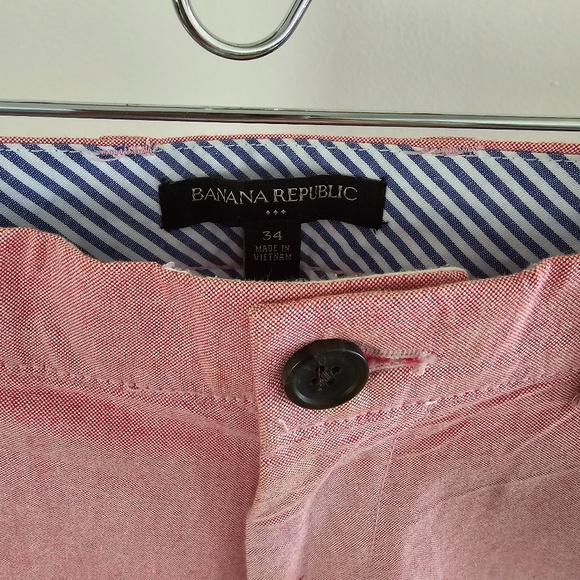 Banana Republic Salmon/Pinkish hue shorts - Size 34 waist - Picture 2 of 7